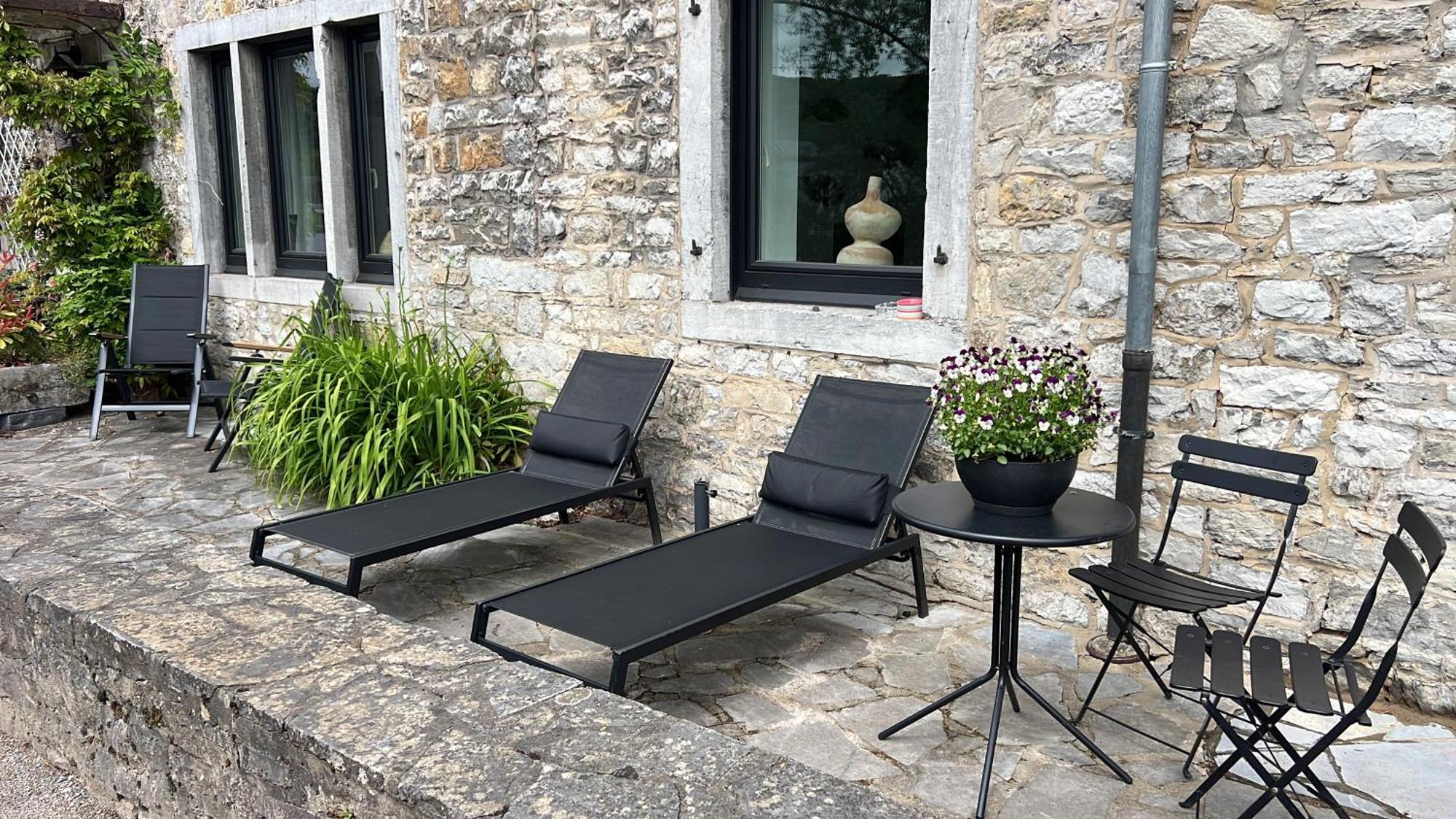 Pieds Dans L'Eau Private Wellness Bordure De Meuse Villa Lustin Exteriör bild